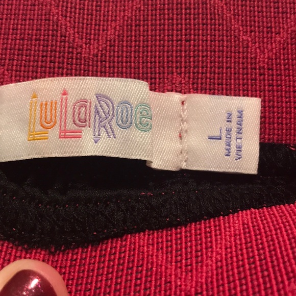 Lularoe Lola skirt, black with Aztec print, BNWT - Picture 3 of 5
